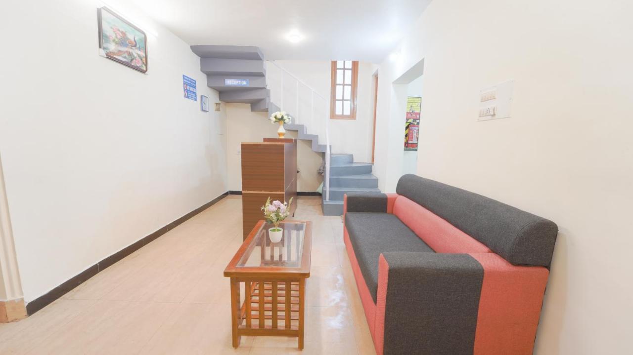 Amuthu Residency Hotel Ooty Exterior foto
