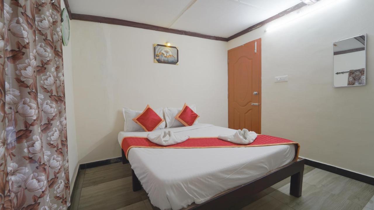 Amuthu Residency Hotel Ooty Exterior foto
