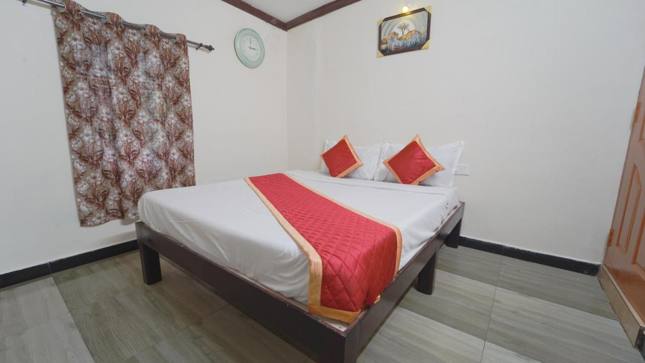 Amuthu Residency Hotel Ooty Exterior foto
