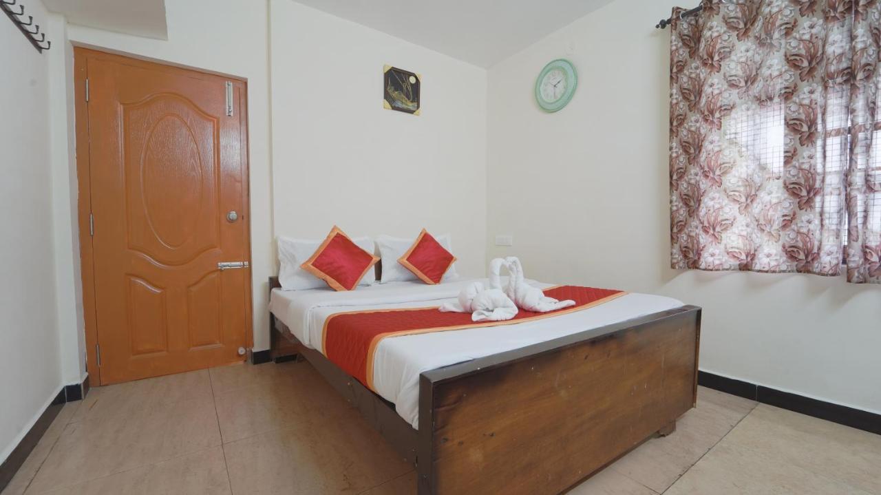 Amuthu Residency Hotel Ooty Exterior foto
