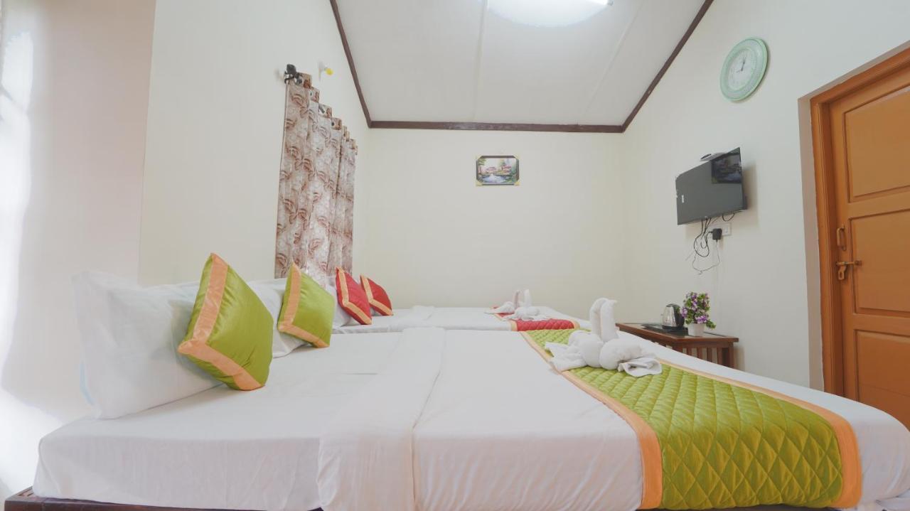 Amuthu Residency Hotel Ooty Exterior foto